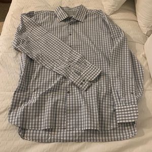 Men’s XL Joseph Abboud gingham shirt. Excellent condition, no issues.